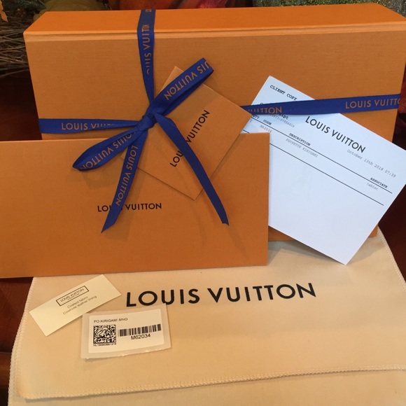 🚫SOLD🚫NIB RARE! Louis Vuitton Kiragami Set! - Picture 3 of 8